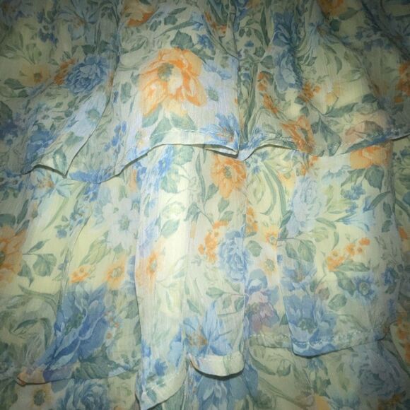 NWTs Lost + Wander Mountain Bloom Tiered Miniskirt Size Medium - Picture 13 of 13